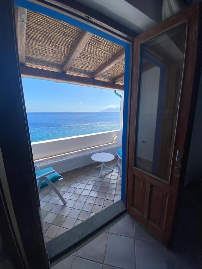 Da Nino Sul Mare Filicudi Bed & Breakfast Pecorini 0*,  İtalya