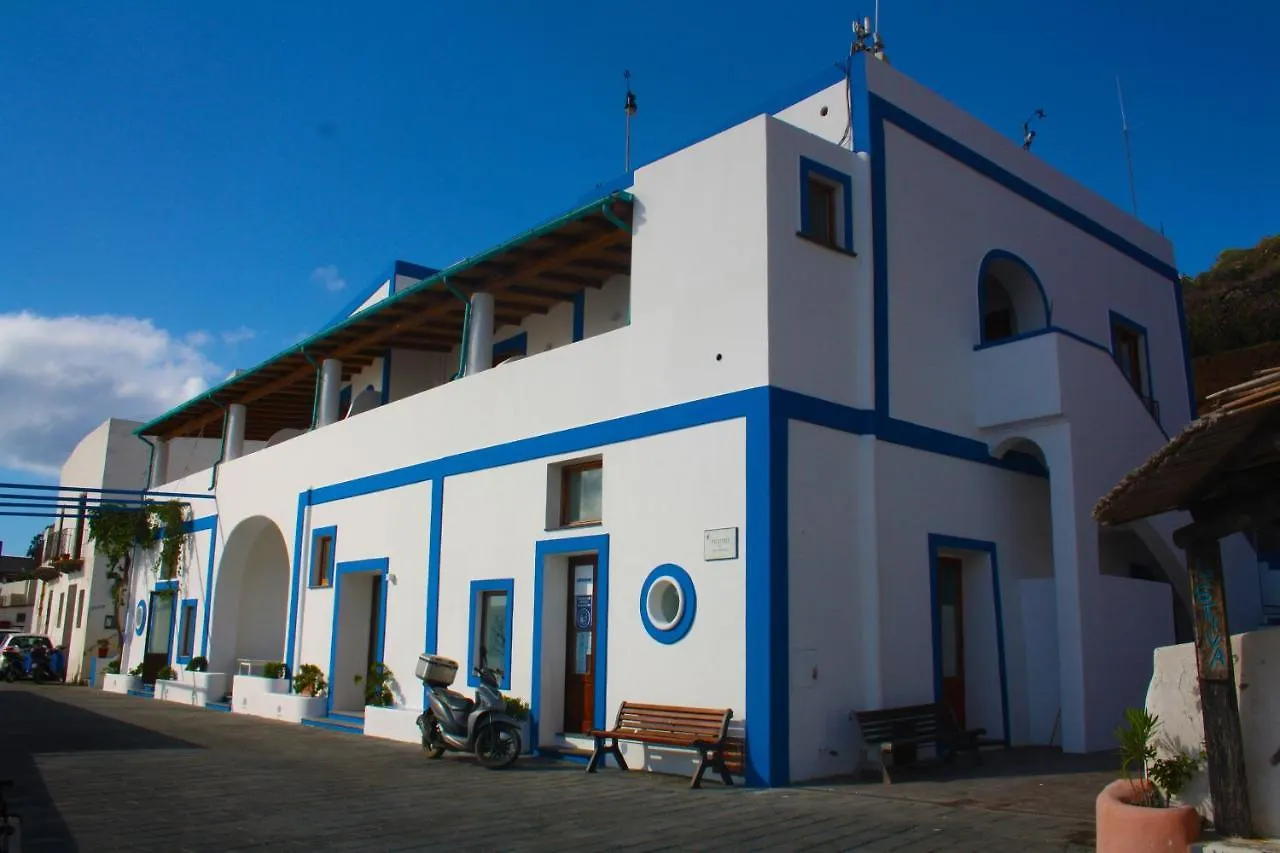 Da Nino Sul Mare Bed & Breakfast Pecorini