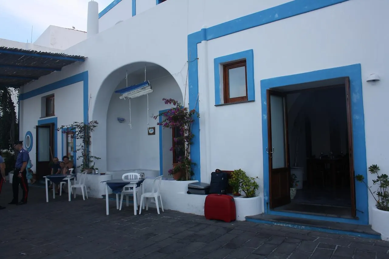 Da Nino Sul Mare Bed & Breakfast Pecorini